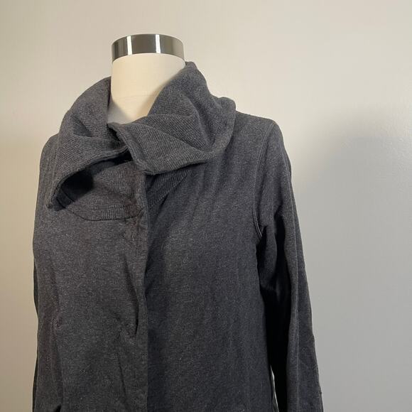 lululemon • Gratitude Wrap in Heathered Coal - Picture 3 of 5